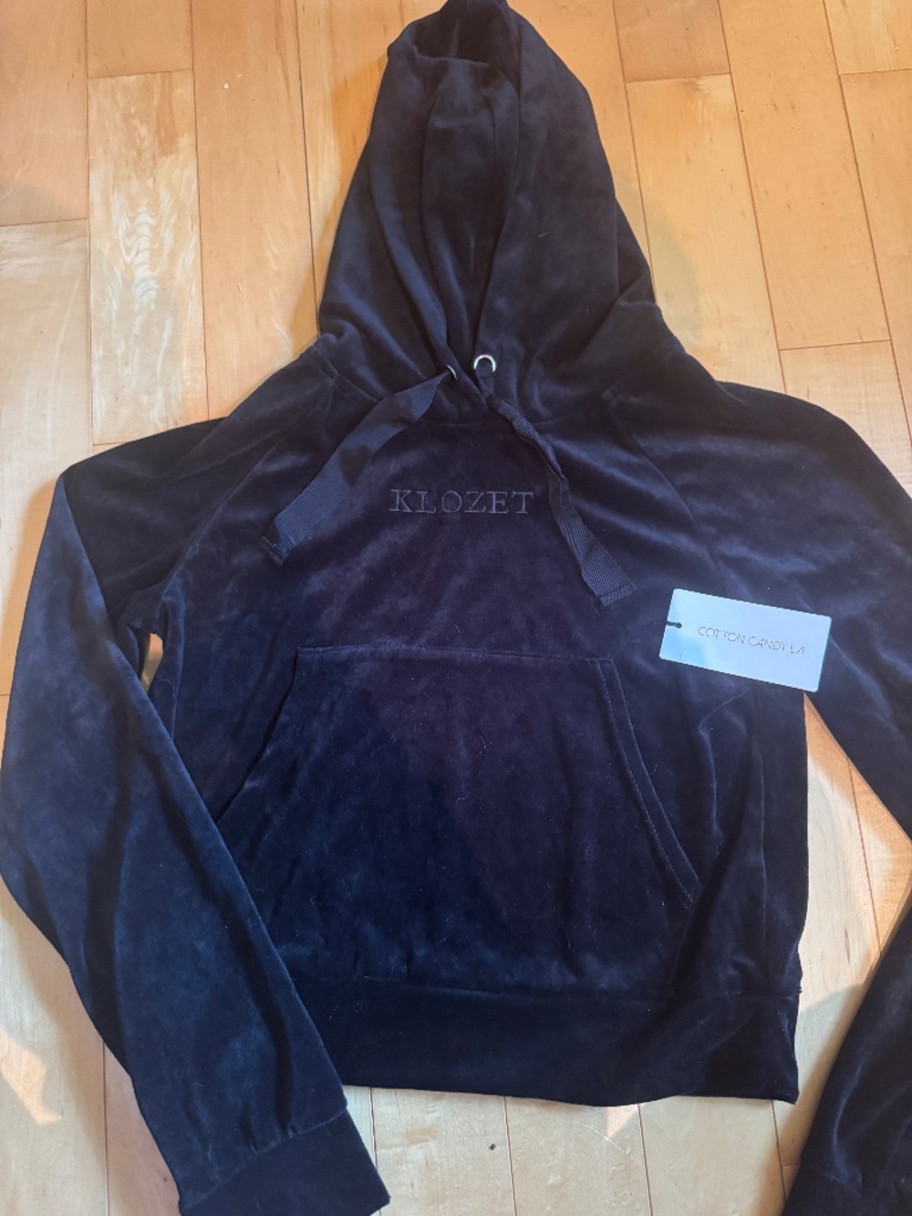 Kloset hoodie